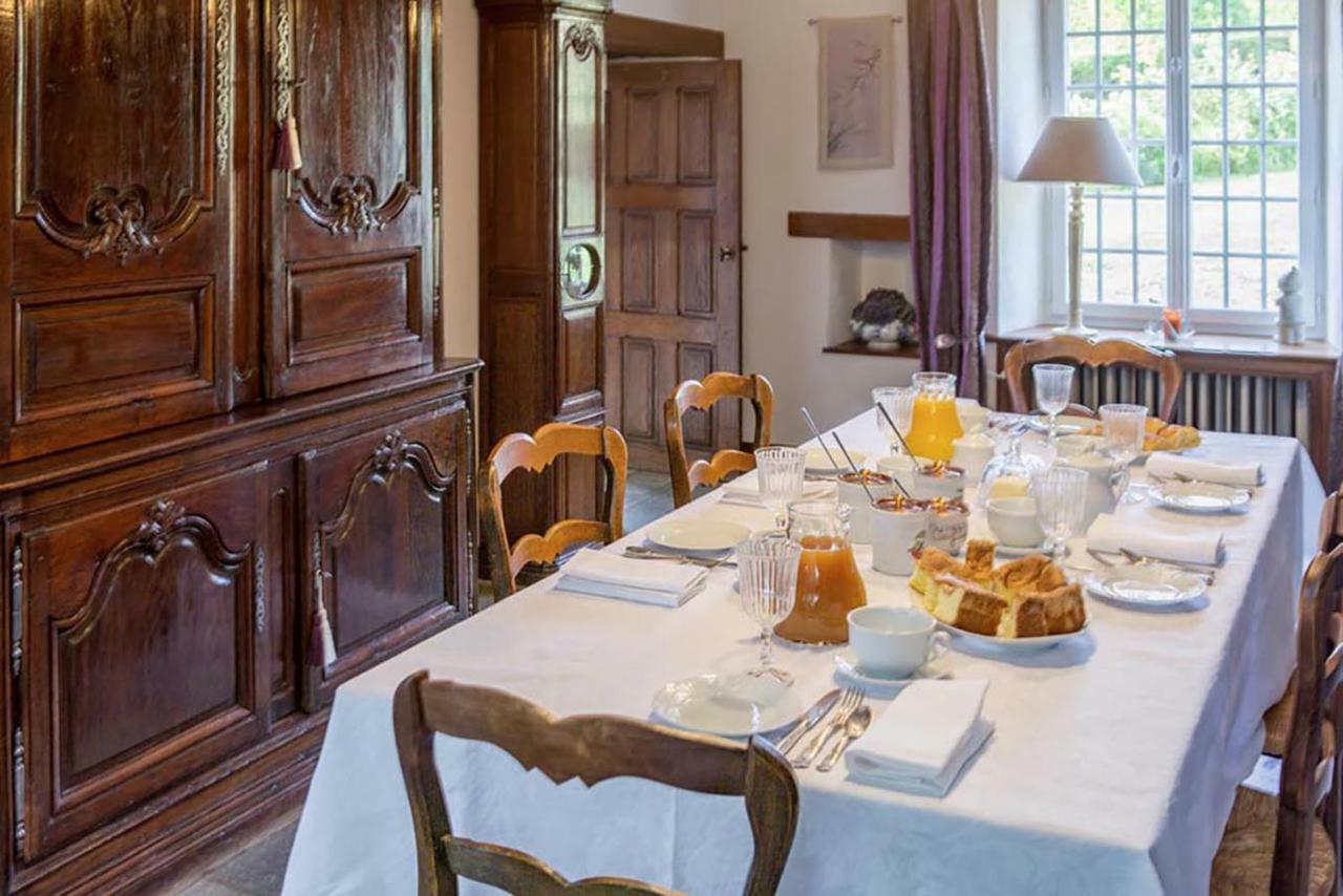 Bed and Breakfast Les Goubelins à La Lande-d'Airou Extérieur photo